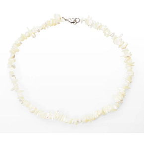 Mother-of-pearl necklace natural stone chipped 40 - 45 cm, symbol of femininity