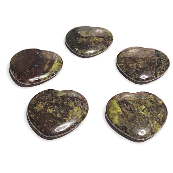 Epidot Hmatka, heart-shaped healing gemstone natural stone 3 cm 1 piece, heart healing stone