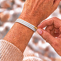 The Power of Colors Magnetic Bracelet Variation – White | One piece of jewelry, many forms | 51 cm