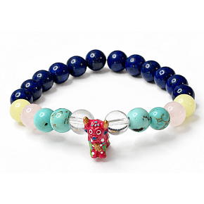 Colorful Memories of Peru – elastic bracelet with a pink alpaca | 8 mm beads, 16–17 cm