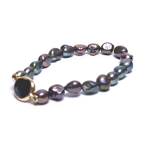 Black pearl with decoration elastic bracelet natural, 7 - 8 mm / 16 - 17 cm, symbol of femininity, brings admiration