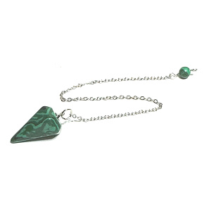 Malachite pendulum 2,5 cm + 18 cm chain with bead, wishing stone Malachite pendulum 2,5 cm + 18 cm chain with bead, wishing stone