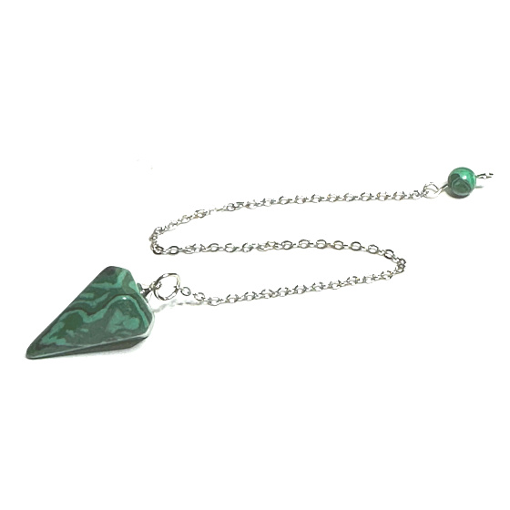 Malachite pendulum 2,5 cm + 18 cm chain with bead, wishing stone