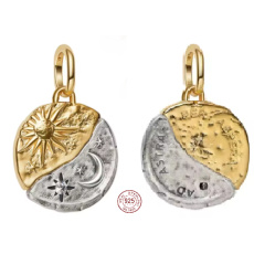 Charm Sterlingové stříbro 925 Slunce a Měsíc – harmonie světla a tmy, přívěsek na náramek vesmír