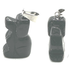 Onyx Dog pendant natural stone, hand cut figurine 1,8 x 2,5 x 8 mm, life force stone