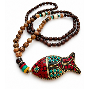 108 Mala náhrdelník z dřevěných korálků s přívěskem ryby – hojnost, klid a plynutí života