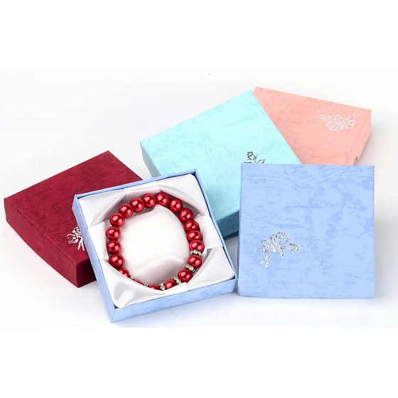 Gift box for bracelet 9 x 9 x 3 cm mix of colors 1 piece