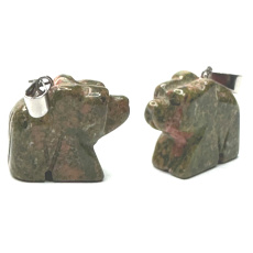 Unakit Bear pendant natural stone, hand cut figurine 1,8 x 2,5 x 8 mm, stone of personal growth and vision