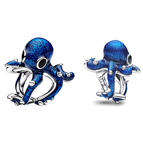 Octopus Charm Midnight Blue – a symbol of intelligence, mystery, and adaptability, a bracelet pendant inspired by the sea Octopus Charm Midnight Blue – a symbol of intelligence, mystery, and adaptability, a bracelet pendant inspired by the sea
