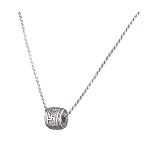 Tibetský váleček 1,2 x 1,2 cm + 29 cm řetízek, ochranný amulet štěstí a ochrany na krk